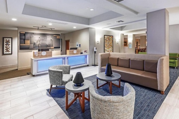 Holiday Inn Express Hotel And Suites Shreveport-West image 4